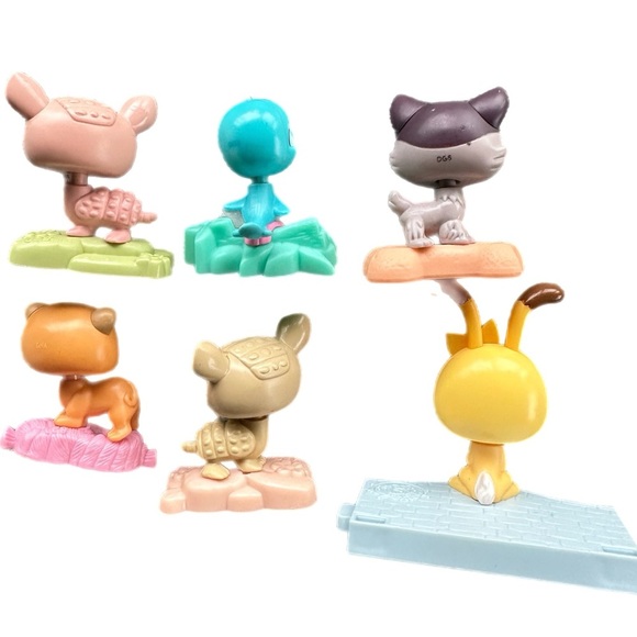 McDonald’s Exclusive Littlest Pet Shop Collectible Toy Bundle 2010 - Picture 2 of 5